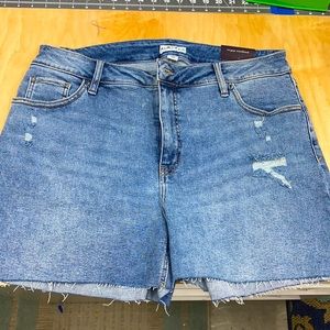 High-rise midi shorts